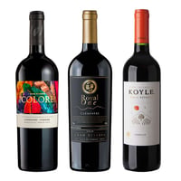 GRAN TRIO CARMENERE: 1x Vino 7 Colores Gran Reserva Carmenere-Viognier 750cc + 1x Vino Royal One Gran Reserva Carmenere 750cc + 1x Vino Koyle Gran Reserva Carmenere 750cc