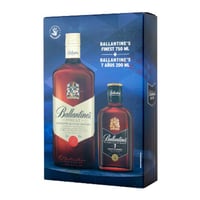 KIT BALLANTINES: Ballantines Finest 750cc + Ballantines 7 años 200cc