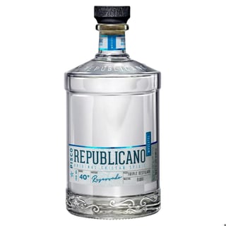 Pisco Republicano moscatel botella 750 cc