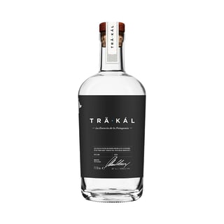Trakal Destilado De La Patagonia Botella 700cc
