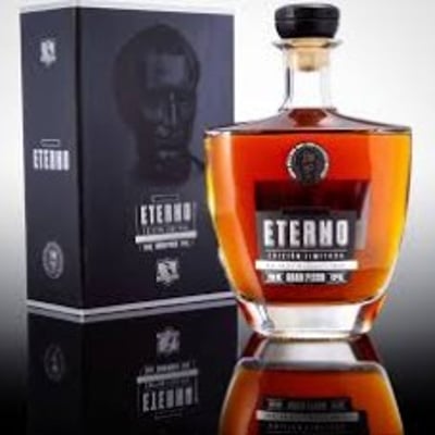 Pisco Eterno EDICIÓN LIMITADA DAVID ARELLANO, Colo Colo Campeón