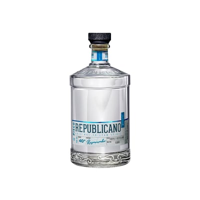 Pisco Republicano Triple Destilado Moscatel 40� 750cc
