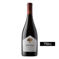 Caja de 6 unidades Arboleda Pinot Noir ($9.990 c/u)