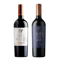 DUO LEAL - TH: 1x Vino Undurraga TH Peumo Carmenere 750cc + 1x Vino Casas Patronales Leal Carmenere 750cc