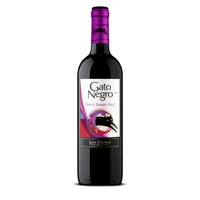 Vino Tinto Gato Negro Varietal Semi Sweet Red 750 ml