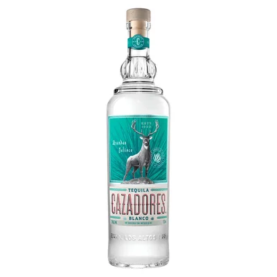 Tequila Blanco CAZADORES 100% agave (700 ml)