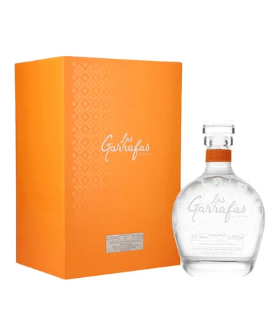 Mezcal Las Garrafas Xaguar con Estuche 750 ml