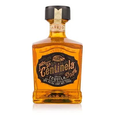 Tequila Centinela Añejo Premium 750 Ml