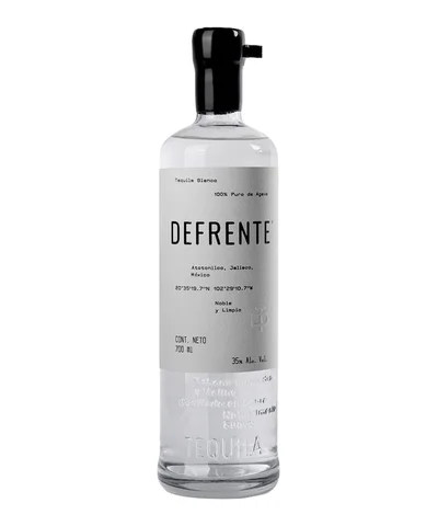 Tequila Defrente 700 ml