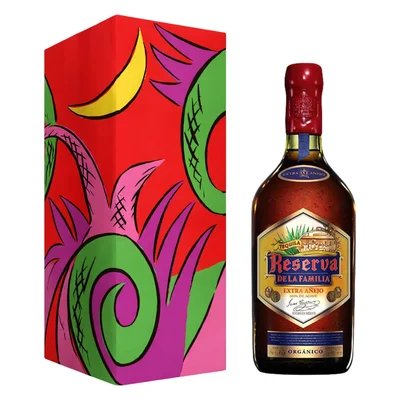 Tequila Reserva de La Familia Extra Añejo 2026 Alejandra Venegas 750 ml